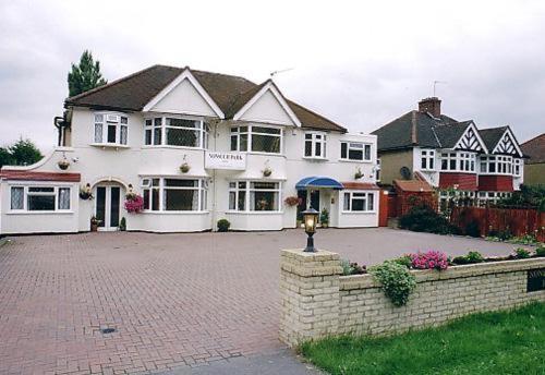 Nonsuch Park Hotel Epsom Esterno foto